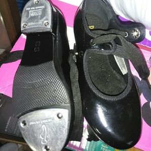 Bloch tap shoes